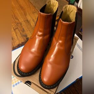 Solovair Men's Chelsea Boots in Tan Leather